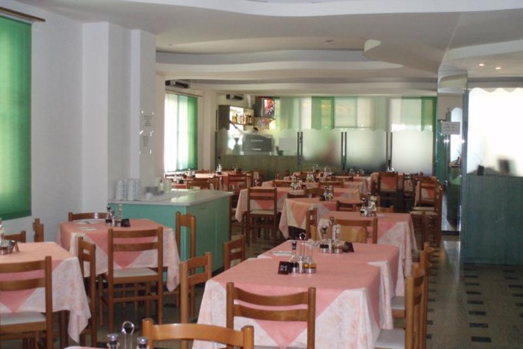 Itálie Rimini hotel Del Vecchio jídelna Atlantika