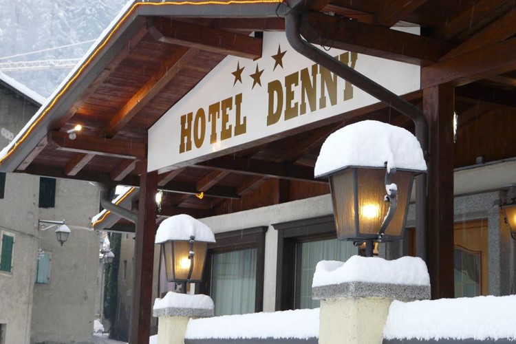Hotel Denny