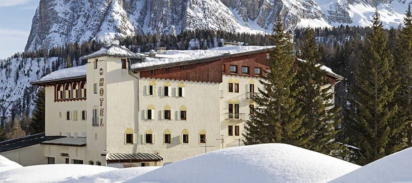 hotel-passo-tre-croci-cortina_6050_winter_exterior-branded-28891